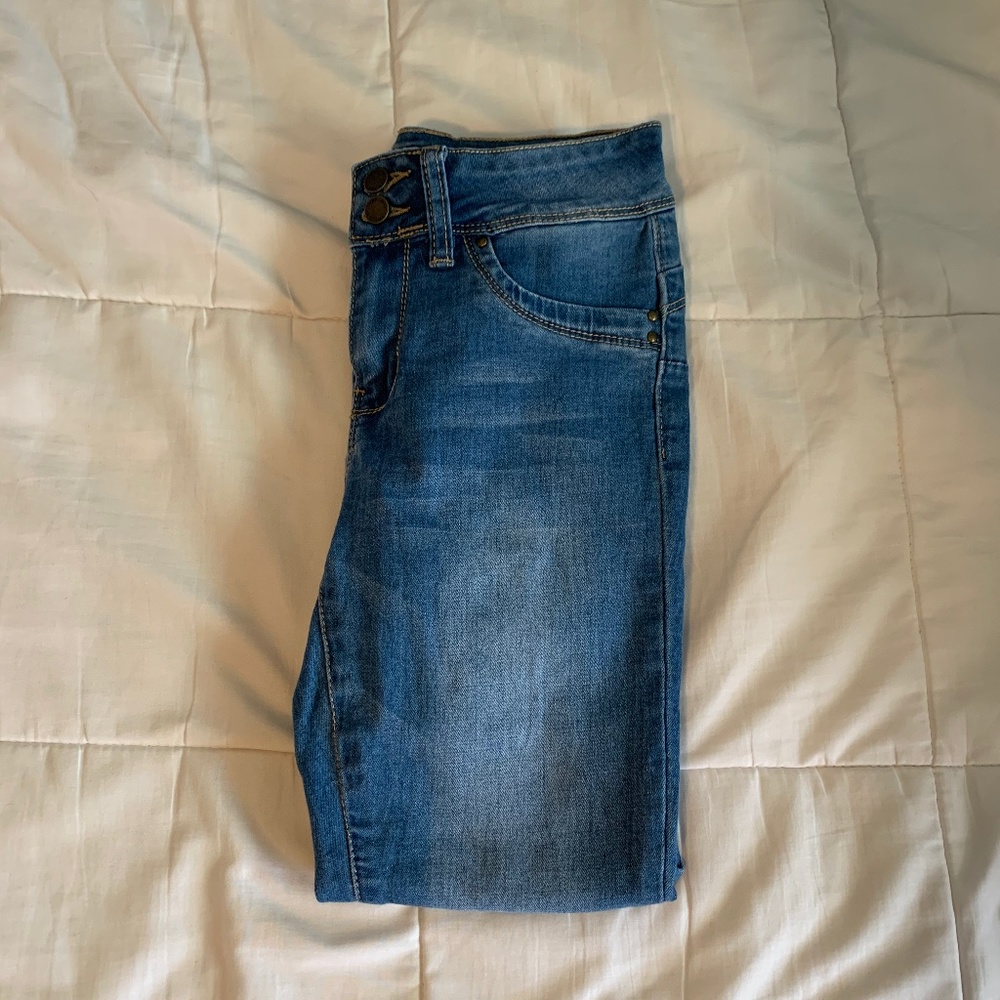 Blue skinny jeans *SOLD*
